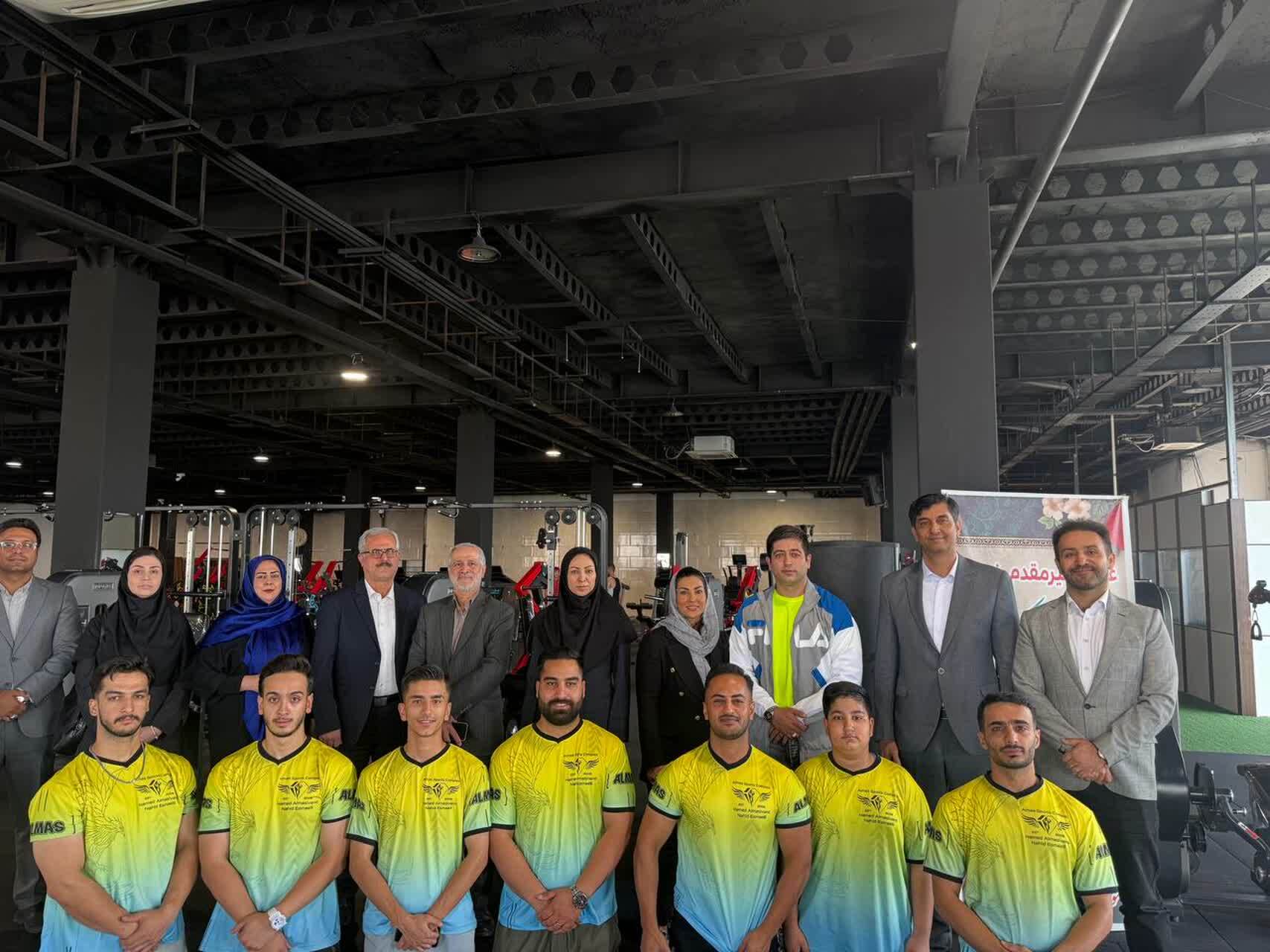 بازدید مدیرکل دفتر توسعه ورزش حرفه‌ای از باشگاههای قزوین 