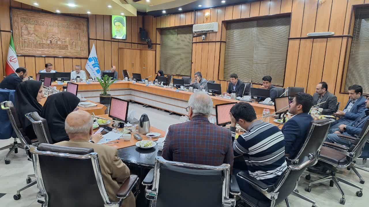 شهردار قزوین از دریافت اخطار سوال کنندگان شورا رهایی یافت شهردار قزوین از دریافت اخطار سوال کنندگان شورا رهایی یافت