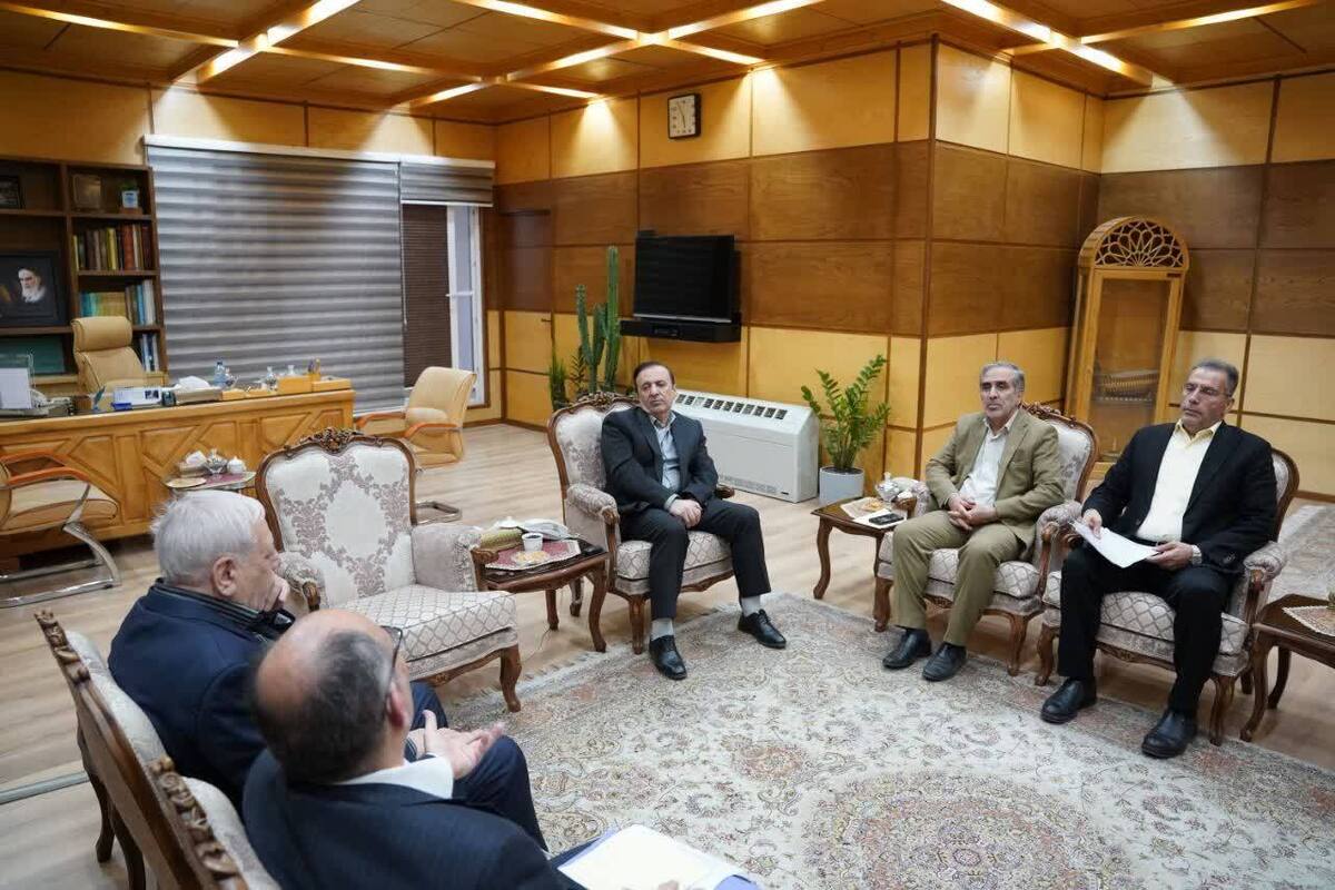 دیدار مدیران هولدینگ پرنیا با استاندار قزوین