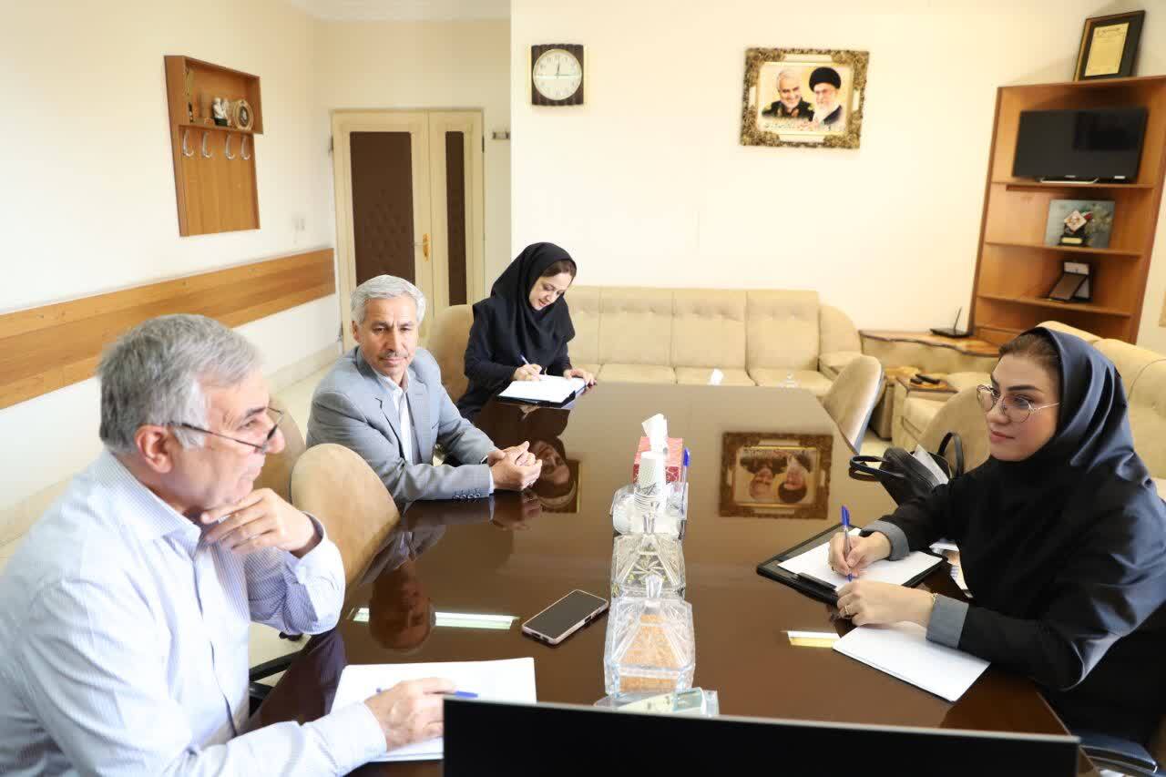 کاهش سهم سلامت از تولید ناخالص ملی، عامل اصلی مشکلات حوزه درمان است/ اجرای پزشک خانواده در قزوین