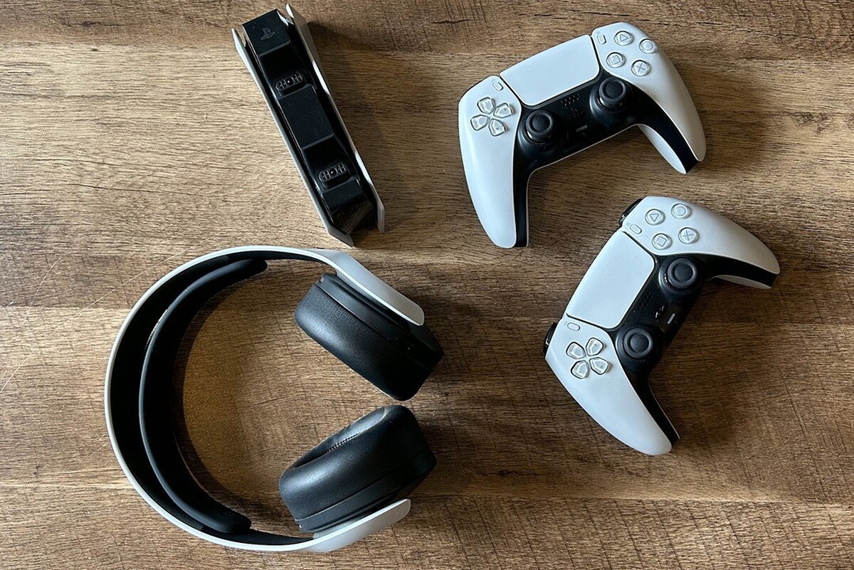 کدام لوازم جانبی کنسول تجربه بازی شما را بهبود می‌دهد؟