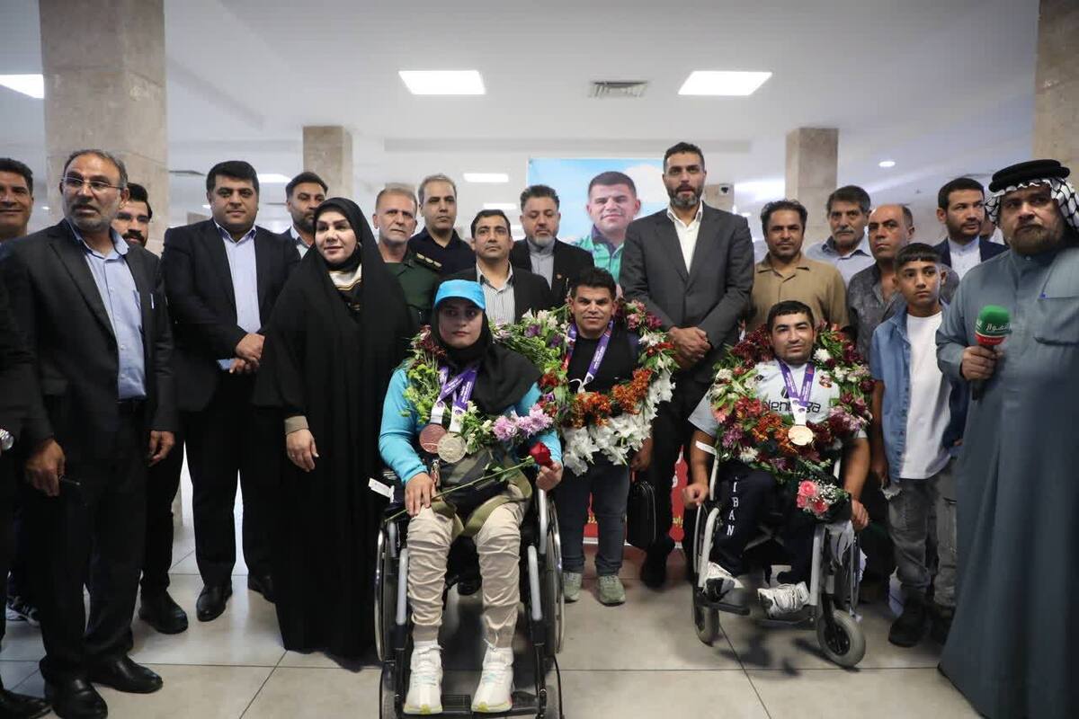 مقام‌آوران خوزستانی رقابت های پارادومیدانی جهانی هند با استقبال پرشور وارد اهواز شدند + عکس