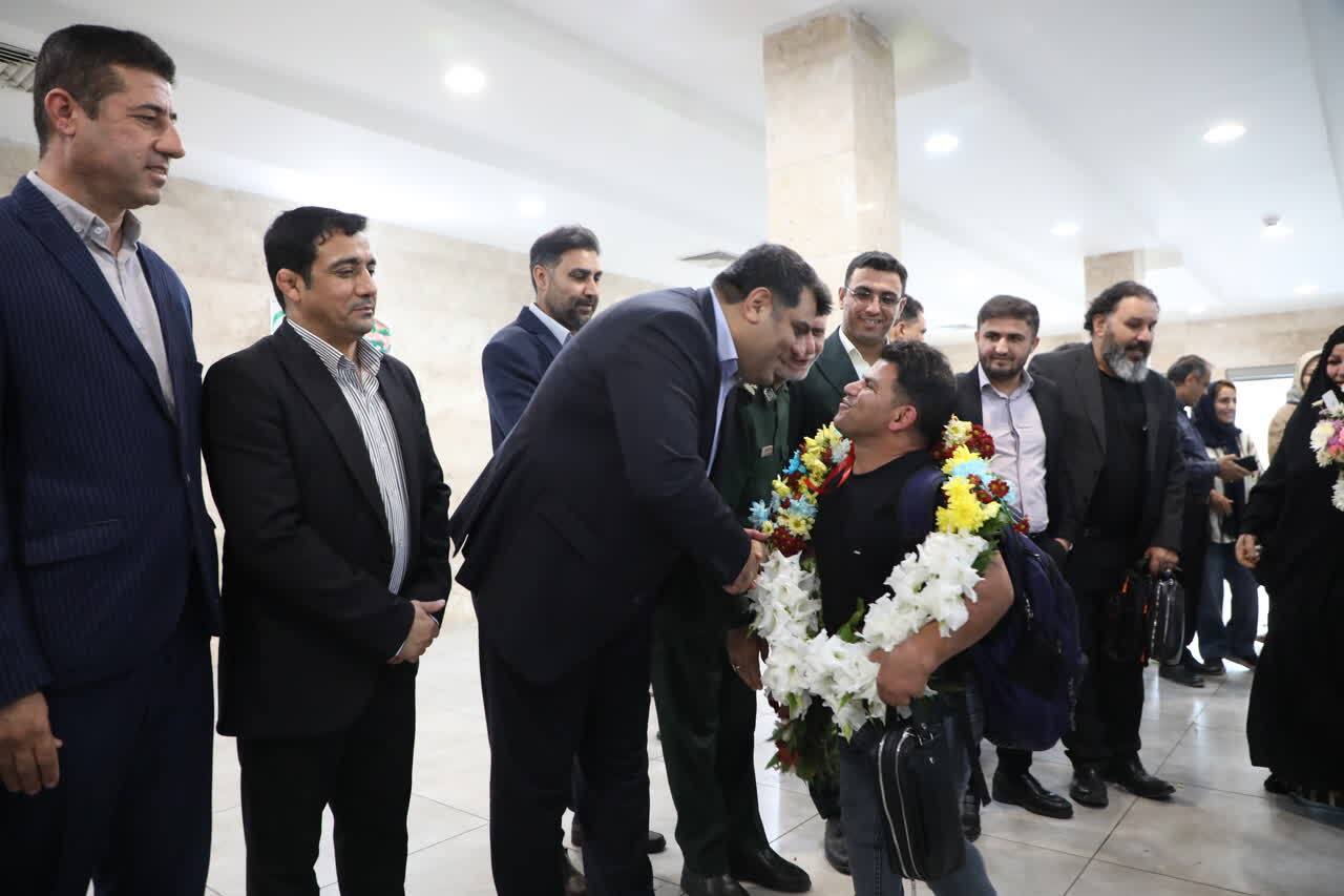مقام‌آوران خوزستانی رقابت های پارادومیدانی جهانی هند با استقبال پرشور وارد اهواز شدند