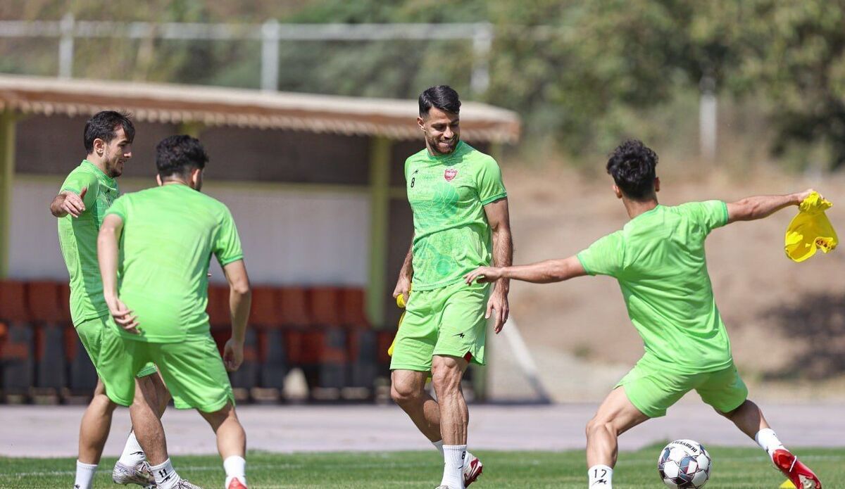 برگزاری تمرین پرسپولیسی‌ها با حضور پیشکسوتان