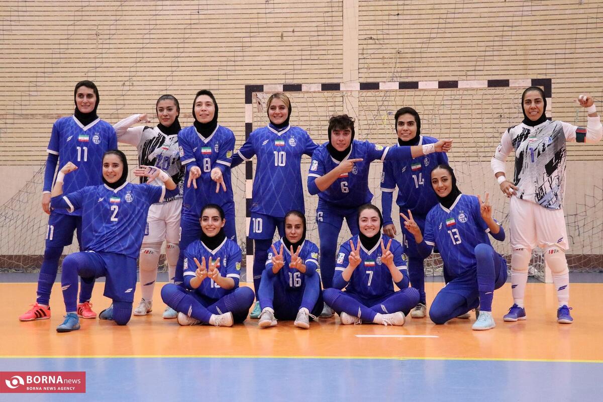 دیدار تیم‌های فوتسال بانوان سپاهان - استقلال