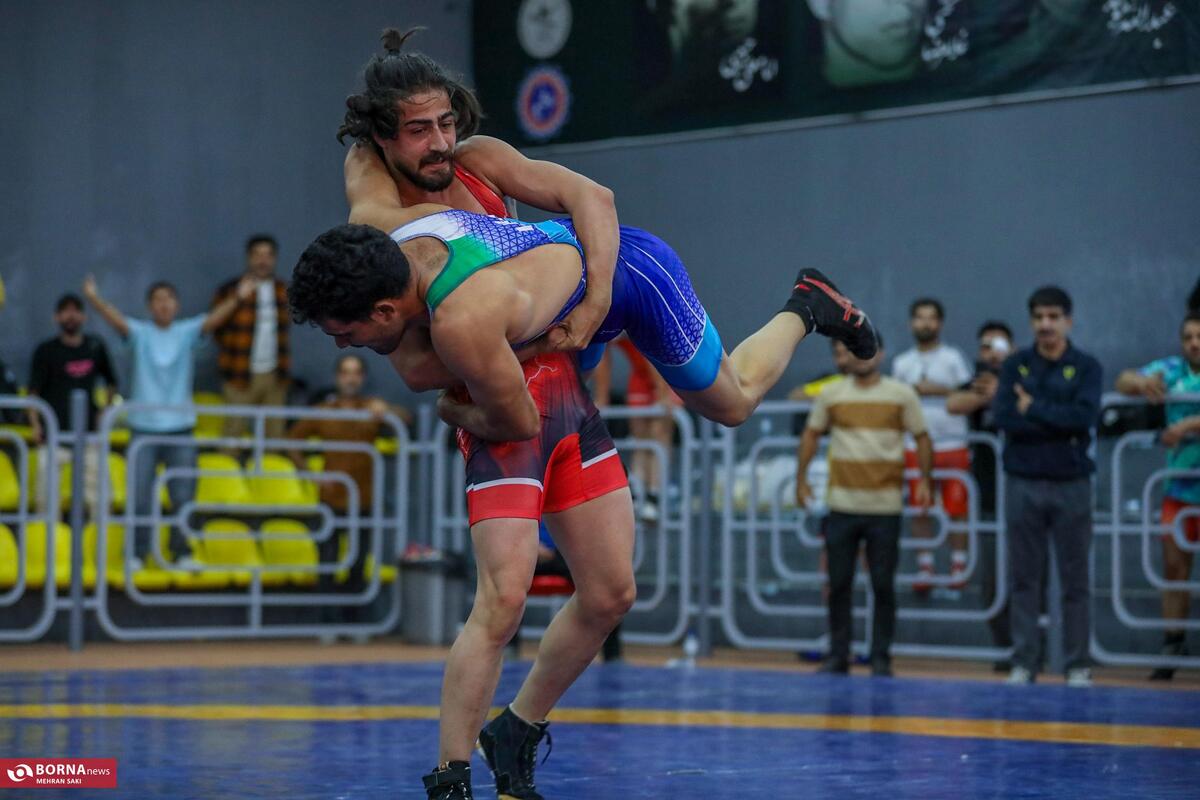 مسابقات کشتی آزاد و فرنگی کارگران استان مرکزی