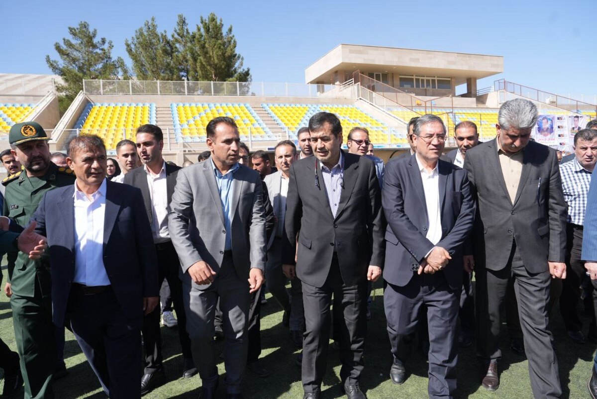 دستور وزیر ورزش و‌ جوانان برای ساخت پیست تارتان استادیوم آزادی شهرستان مهاباد