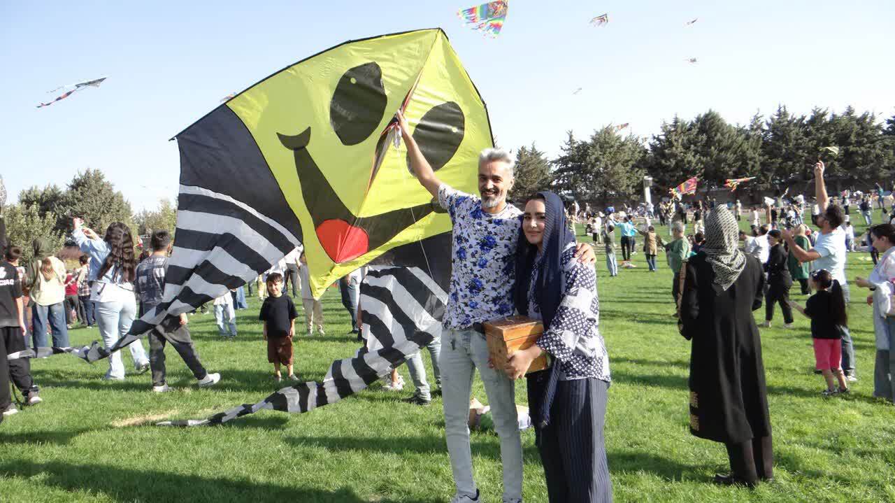 جشنواره بادبادک ها در بوستانی ملی باراجین قزوین برگزار شد