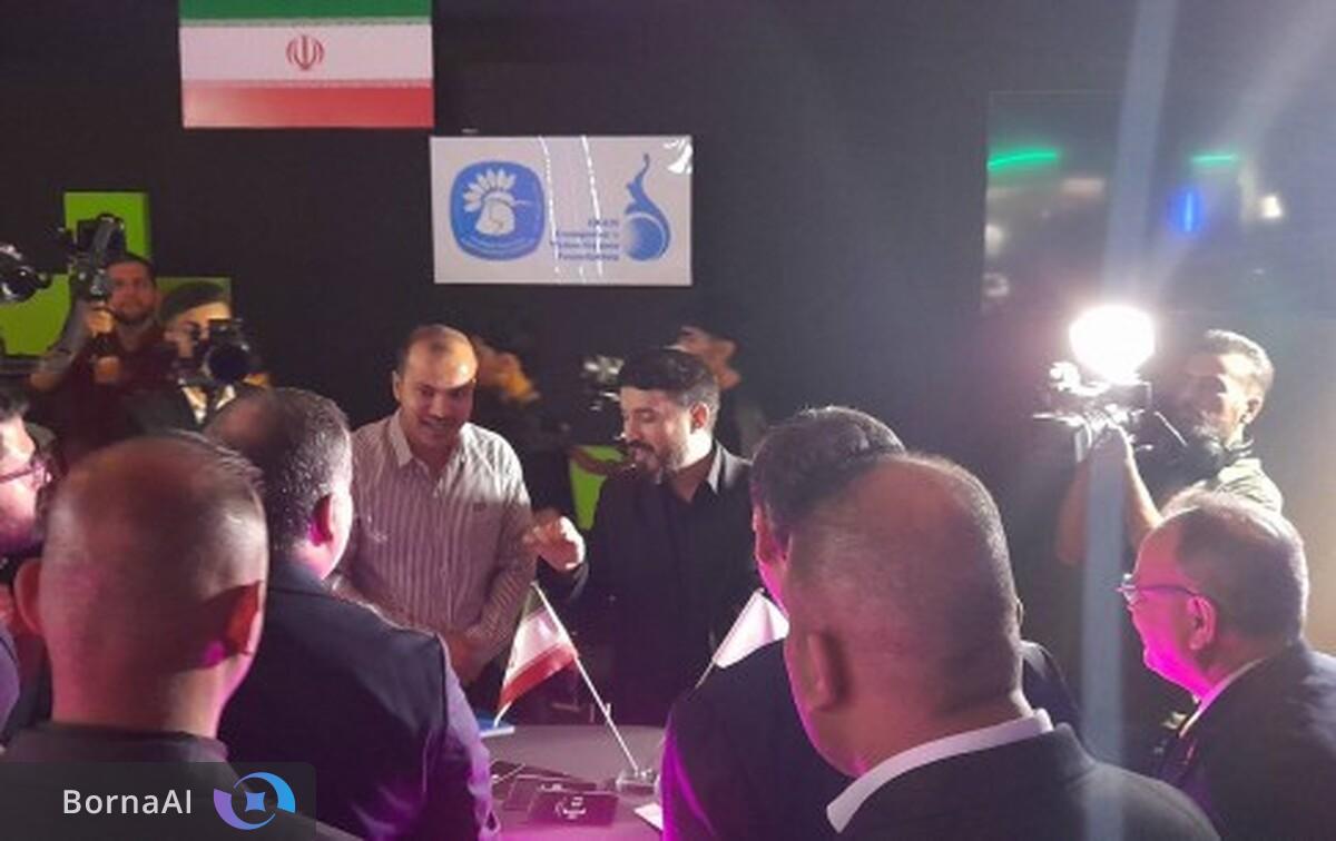 وزیر ورزش عراق از پاویون ایران در نخستین نمایشگاه بازی این کشور بازدید کرد