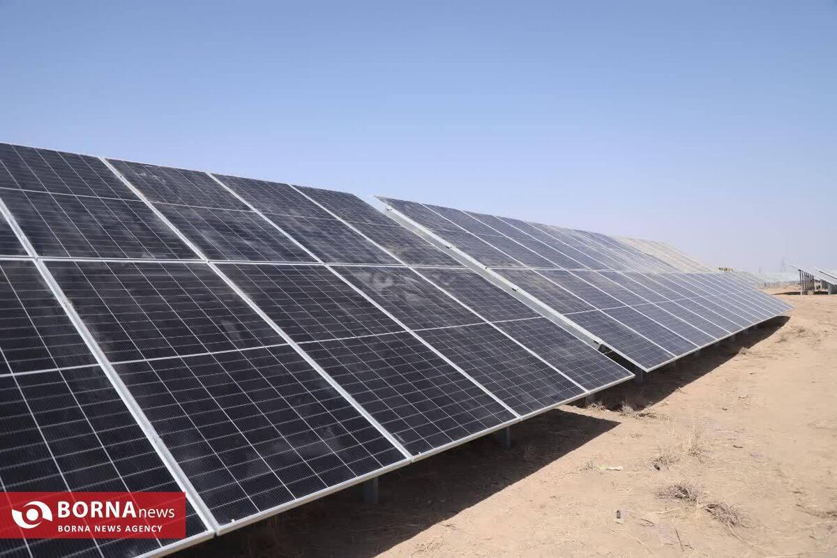 افتتاح نیروگاه‌های خورشیدی سمنان با ظرفیت مجموع ۲۴ مگاوات