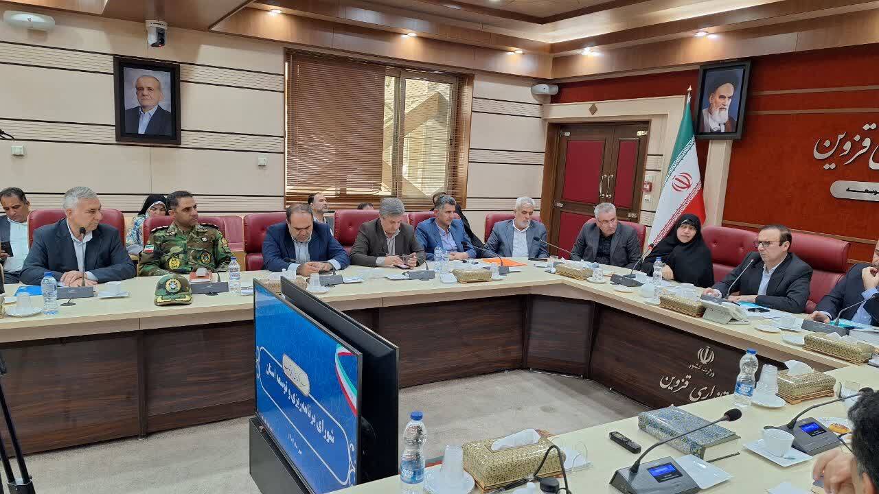 استان قزوین با کمبود ۷۰۰ تخت بیمارستانی مواجه است 