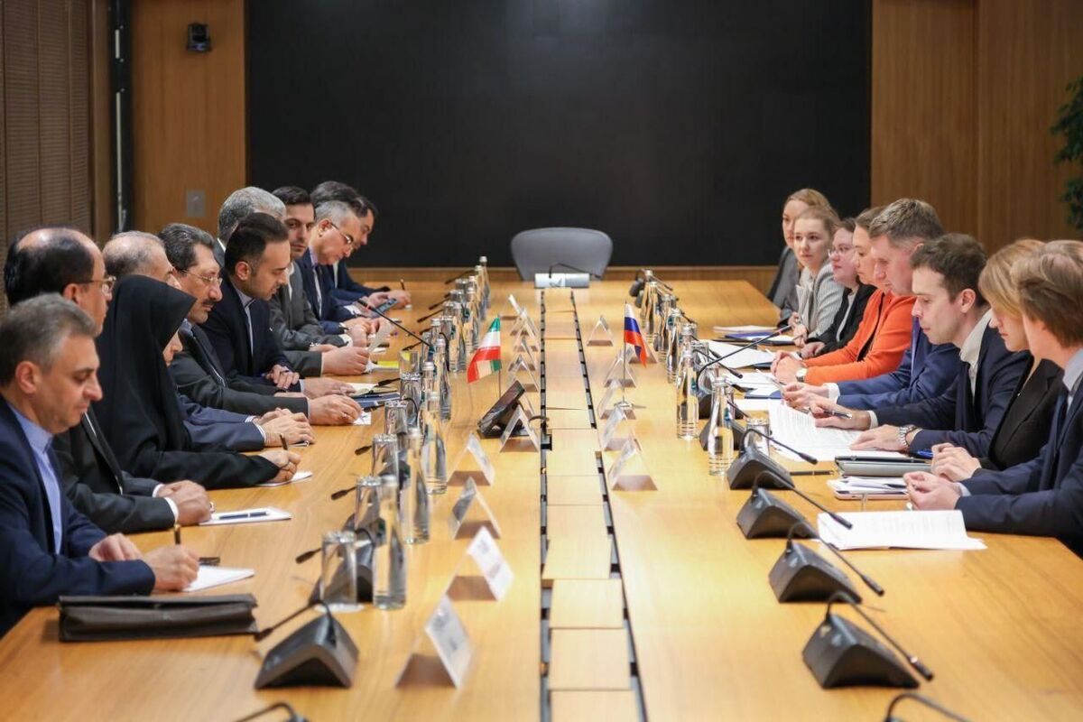 وزیر صمت با وزیر توسعه اقتصادی روسیه در مسکو دیدار کرد