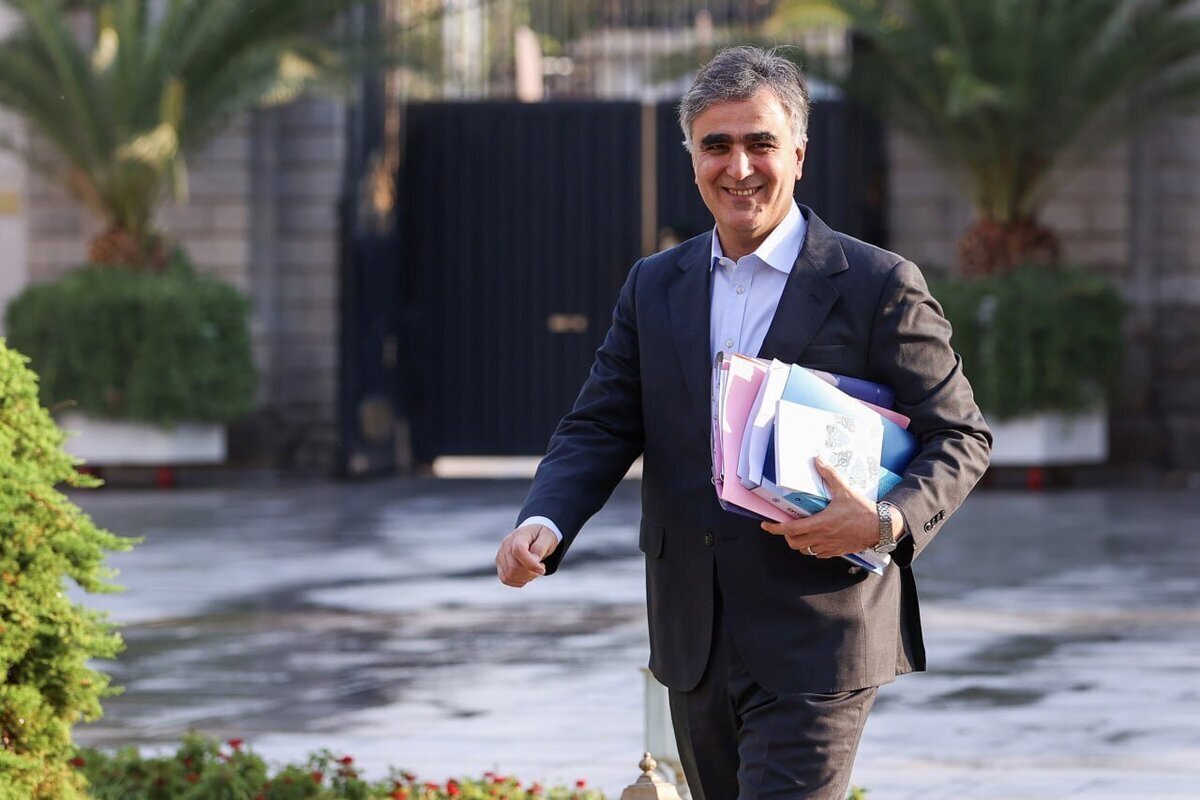 فرزین: تکلیف ما بر اساس قانون پرداخت ۲۵۰ همت وام ازدواج بوده است