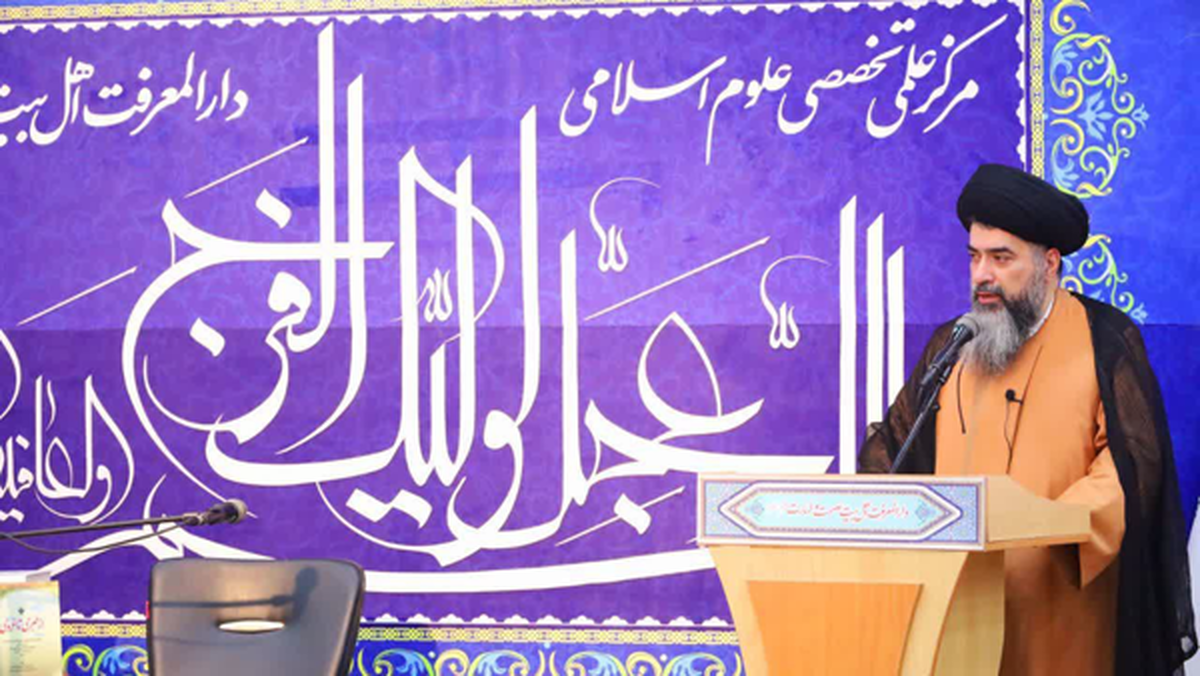 کتاب «از طبری تا غروی» رونمایی شد