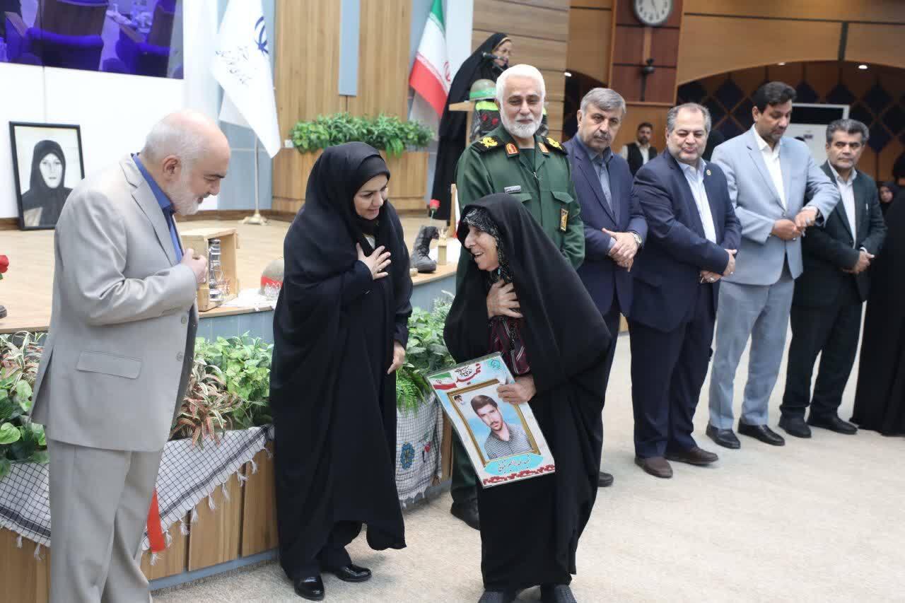 استاندار: طراحی استکبار برای جدا کردن خوزستان از ایران ناکام ماند / ایستادگی جانانه در برابر تجاوز سند هویت ملت ایران است