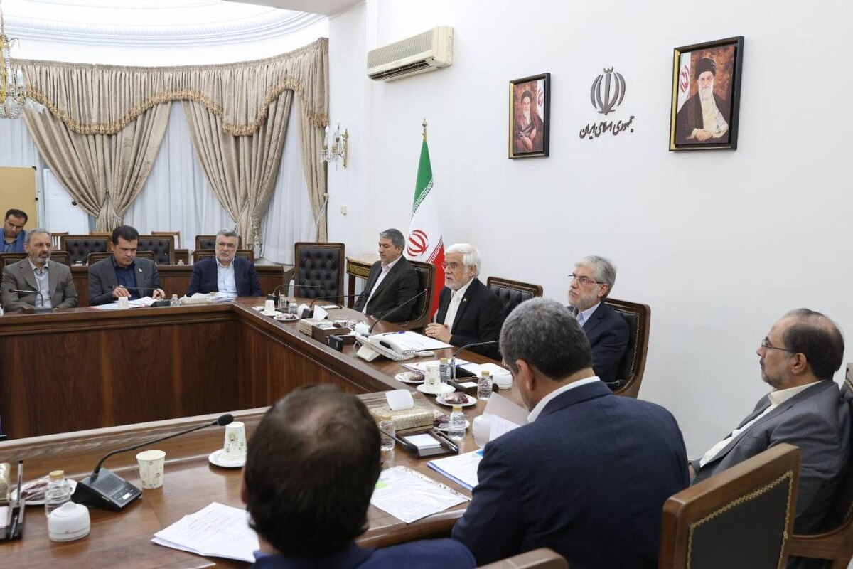 عارف: اگر در توسعه فناوری‌های پیشرفته غفلت کنیم قادر به مقابله با تهدیدات نخواهیم بود