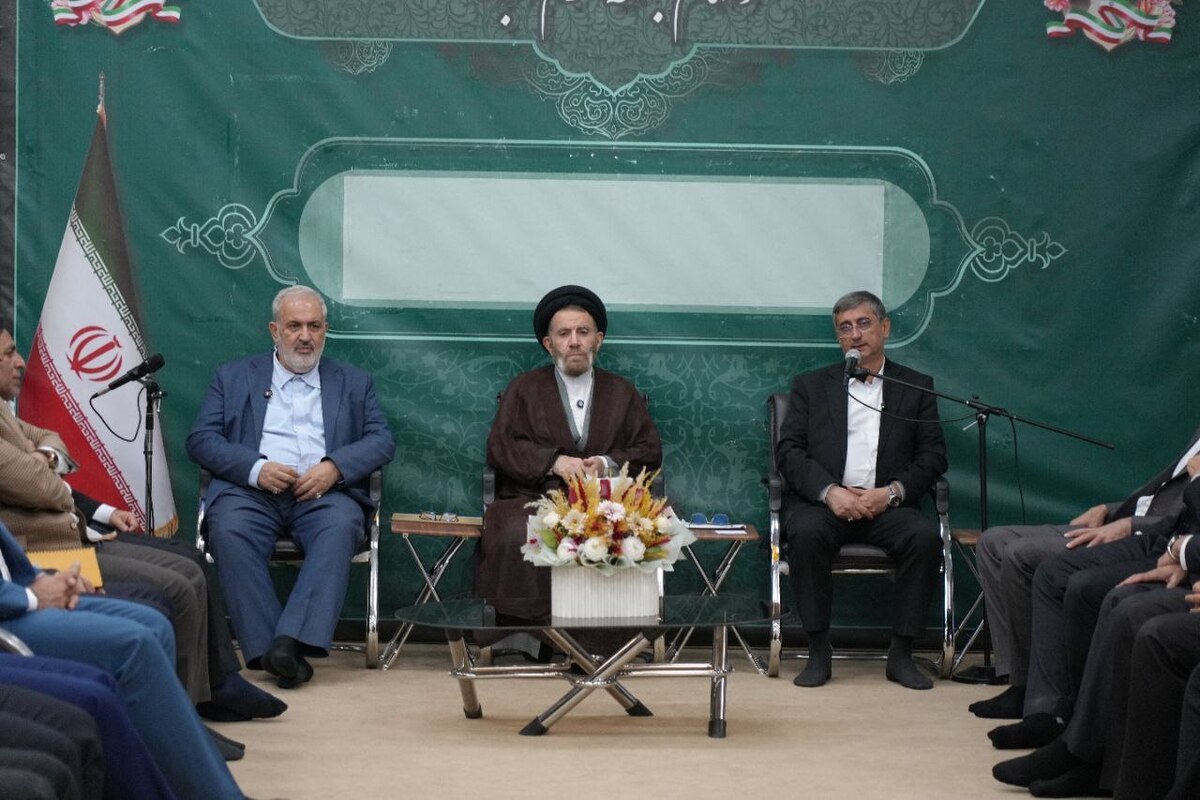 استاندار لرستان:
 بهره وری مناسبی از ظرفیت های آبی استان انجام نشده است/ تاکید بر  پیگیری برای حقابه معشوره 