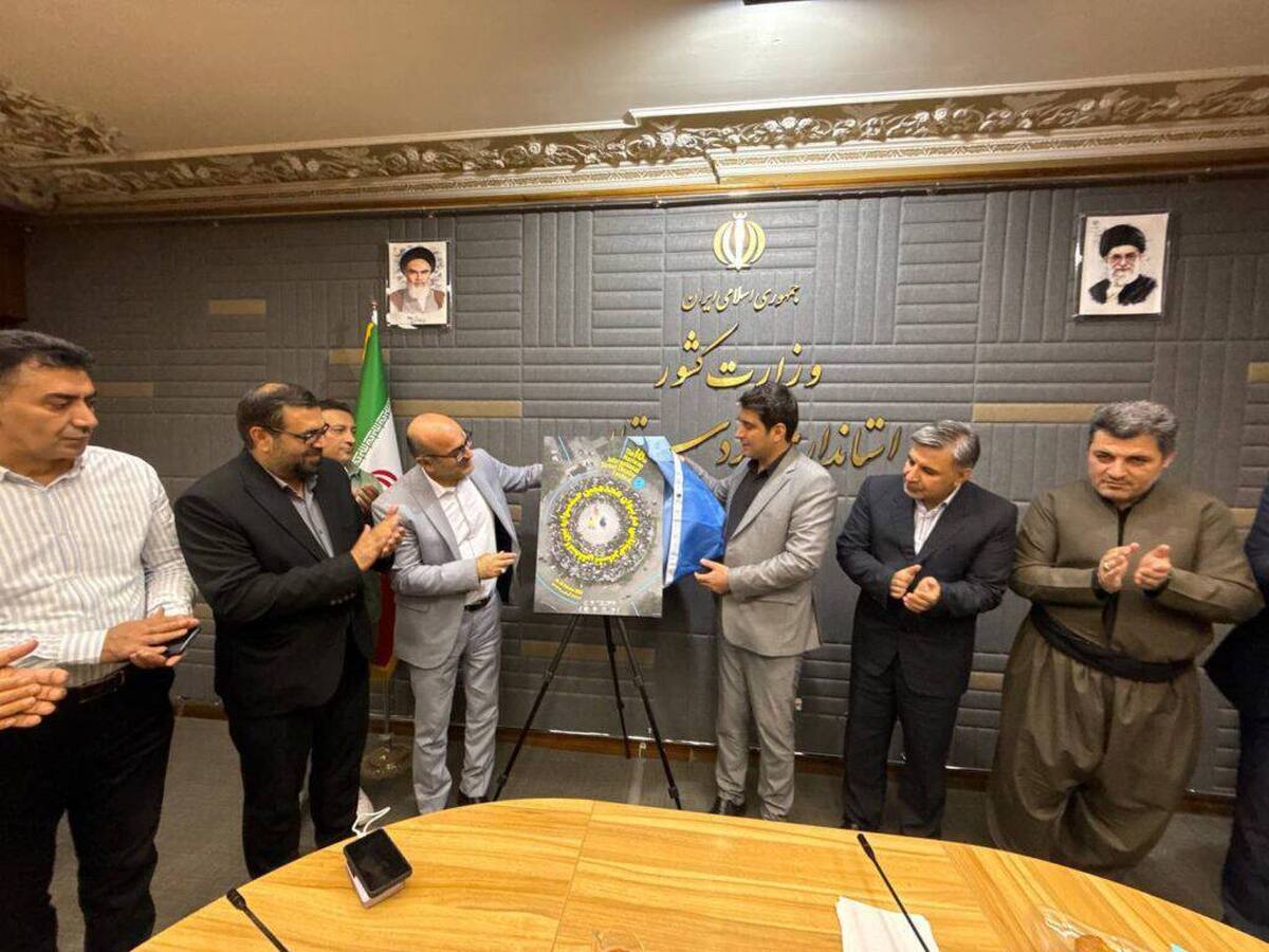 پوستر هجدهمین جشنواره بین‌المللی تئاتر خیابانی مریوان رونمايی شد