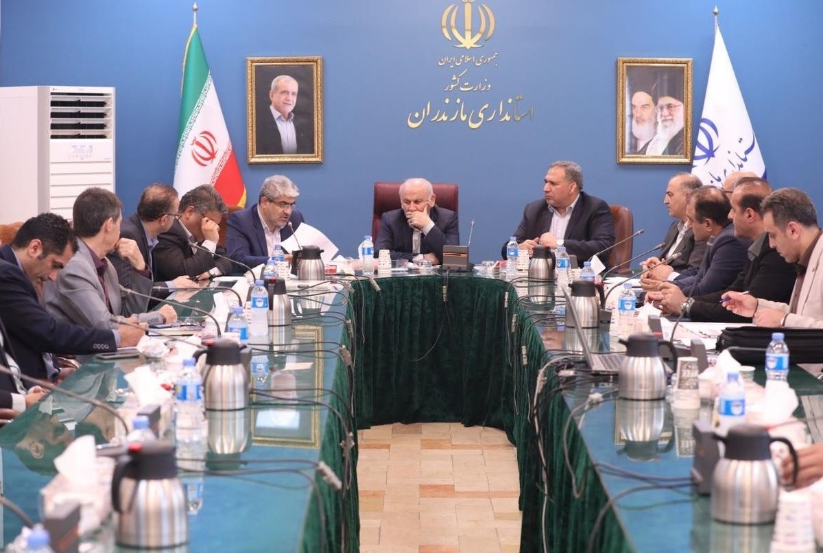 بررسی راهکارهای تسریع پروژه جاده ساحلی و سلامت غرب مازندران با حضور استاندار و نماینده مجلس