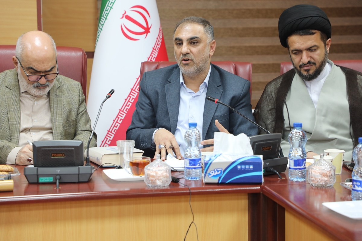 مدیرکل بنیاد مسکن انقلاب اسلامی خوزستان: کلید مسکن روستایی با ۴۰۰ میلیون تومان تسهیلات و ۲۰ سال بازپرداخت به دست مردم می‌رسد / اختصاص ۵۰۰ میلیارد تومان اعتبار برای محرومیت‌زدایی از روستاهای خوزستان