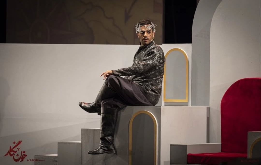 «خوننگار» با سوگل خلیق، محمد ولیزادگان و سینا ساعی؛ روایت عشق رابعه و بکتاش بر صحنه «خوننگار» با سوگل خلیق، محمد ولیزادگان و سینا ساعی؛ روایت عشق رابعه و بکتاش بر صحنه