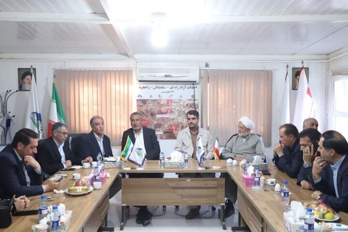 رئیس کمیسیون عمران مجلس به قم سفر کرد