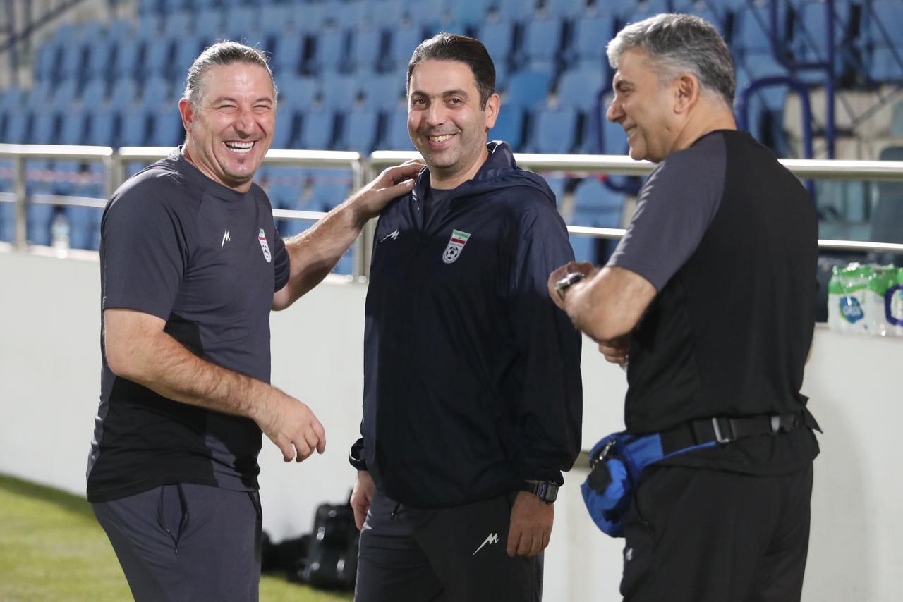 گزارش خبرنگار اعزامی برنا به امارات/ از فضای تمرین تا هوا؛ اینجا همهچیز گرم است! گزارش خبرنگار اعزامی برنا به امارات/ از فضای تمرین تا هوا؛ اینجا همهچیز گرم است!