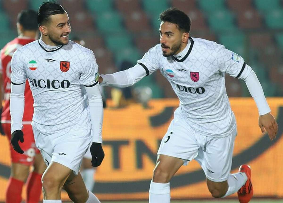 هافبک مس رفسنجان: با بی‌مهری از پیکان کنار گذاشته شدم/ فریب شرایط استقلال را نمی‌خوریم