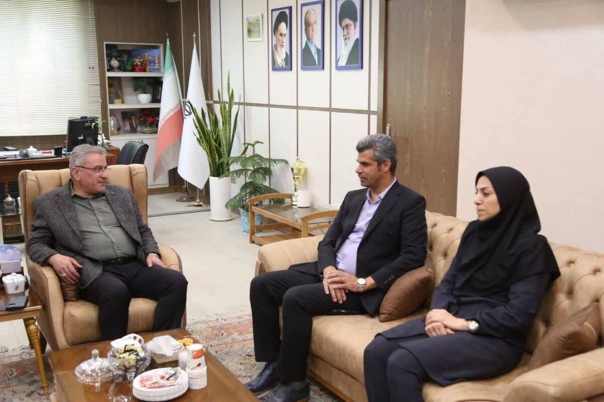 ورزش دروازه عبور جامعه به سمت سلامت و شادابی است