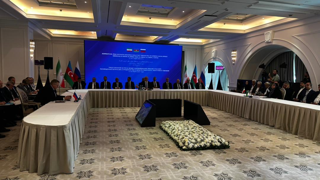 در نشست مقامات ارشد ایران و آذربایجان با حضور استاندار تاکید شد؛گسترش همکاری‌های بندری و ریلی ایران و آذربایجان با محوریت گیلان