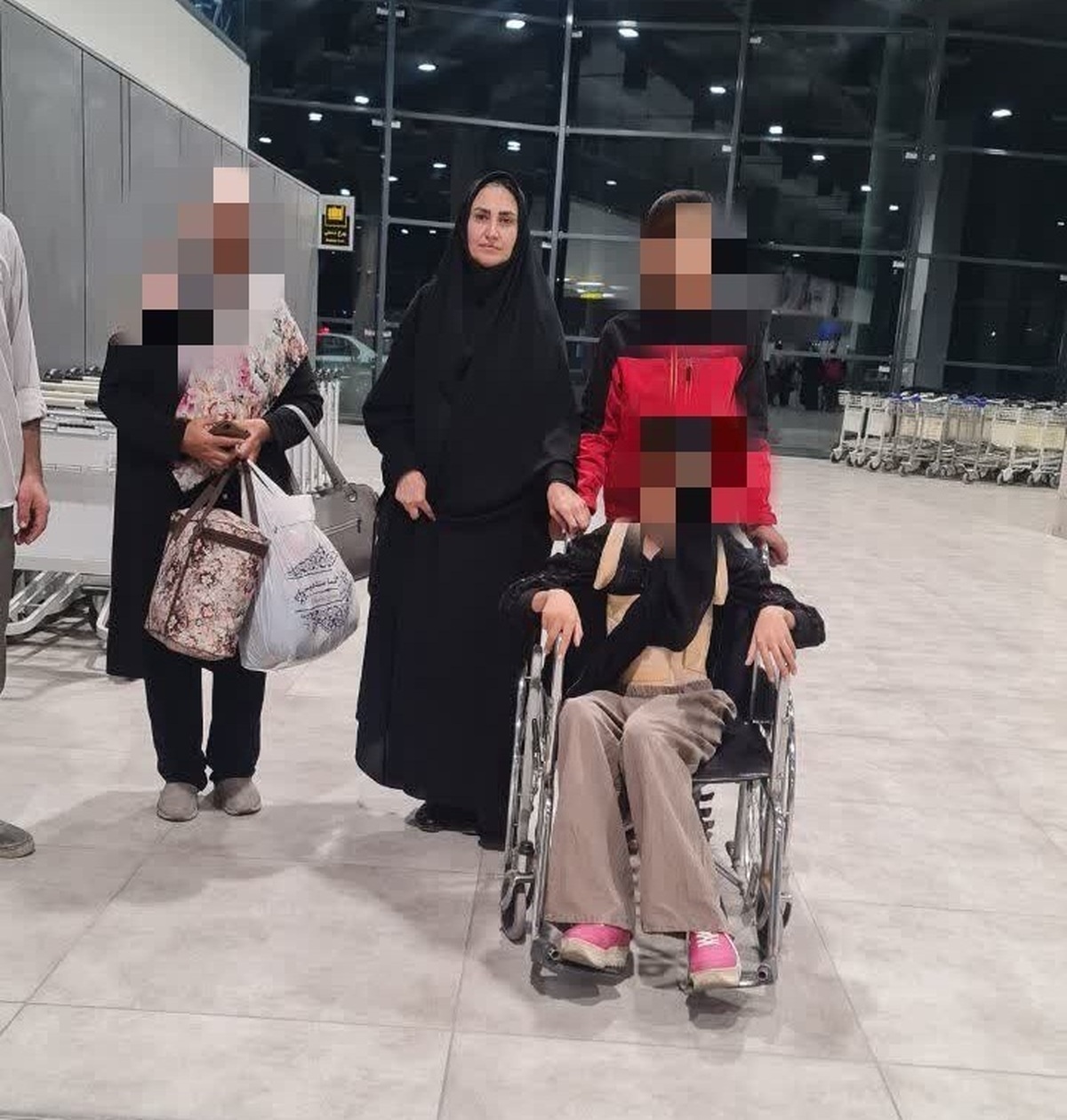 هدیه سلامتی به دانش آموز بیرجندی با کمک خیران