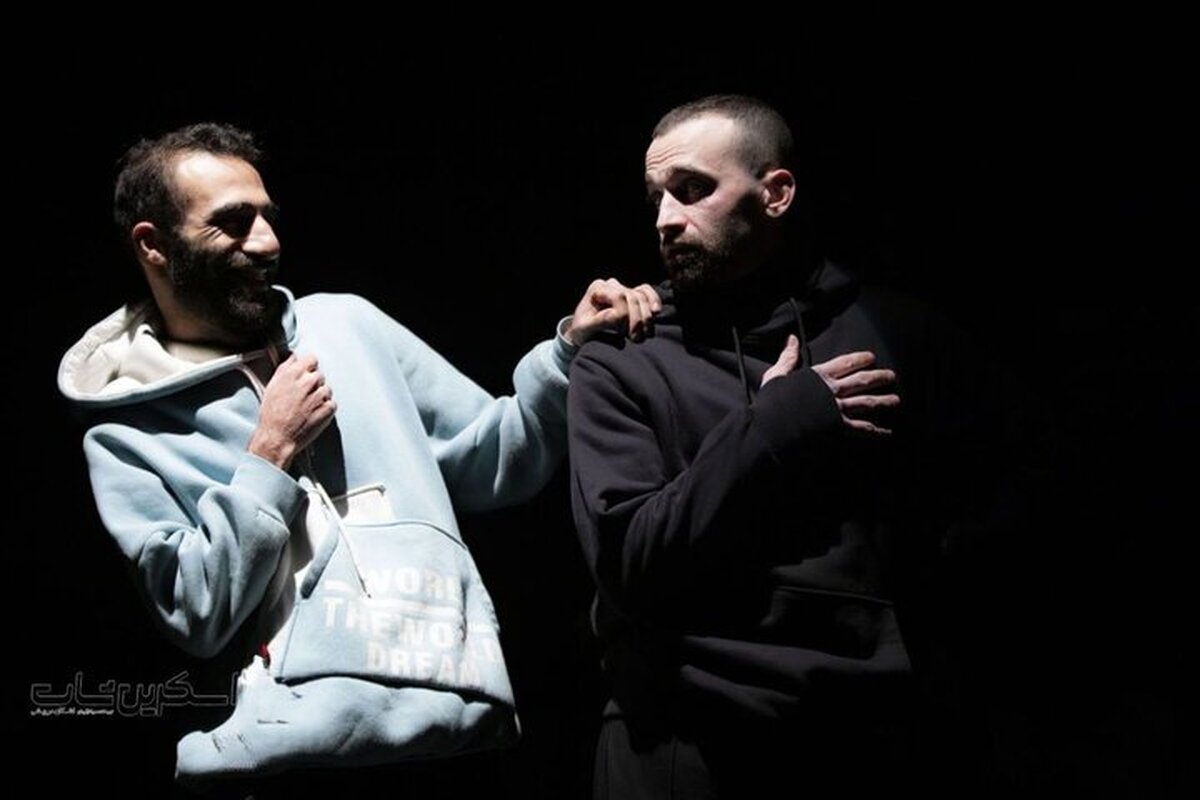 حضور اشکان درویشی با ۵ نمایش در تماشاخانه هیلاج