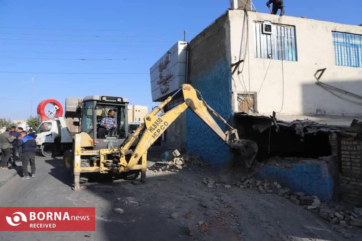 گام موثر در تردد با اجرای شش هزار متر مربع عملیات مسیر گشایی در محله قلعه میر