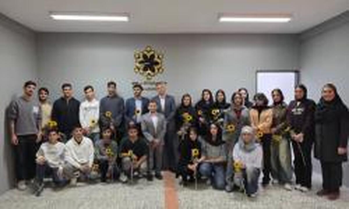 آیین بدرقه تیم شمشیربازی مازندران جهت اعزام به المپیاد استعدادهای برتر ورزش کشور برگزار شد