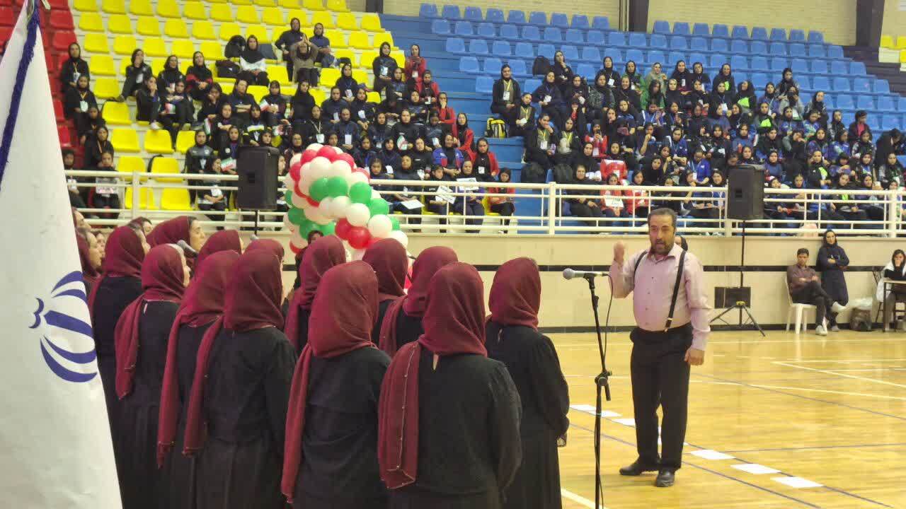 قزوین مهد ورزشهای تیمی و انفرادی است