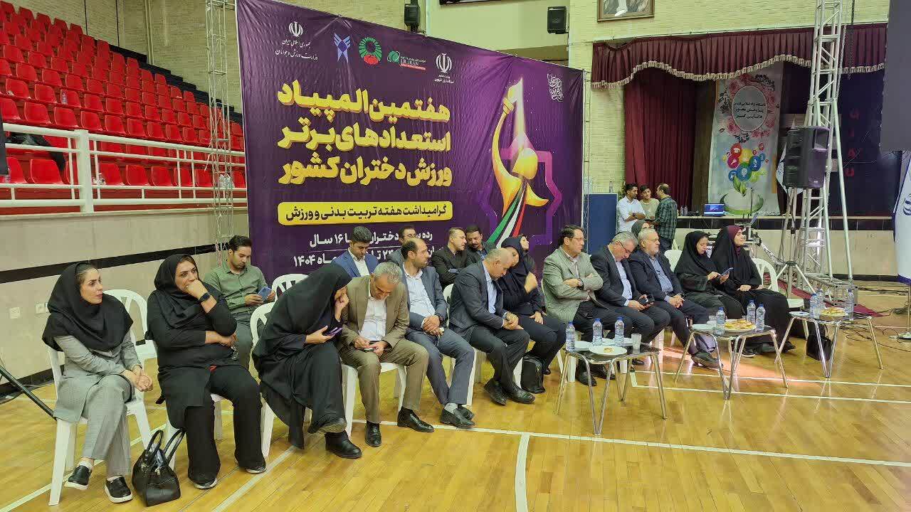 قزوین مهد ورزشهای تیمی و انفرادی است