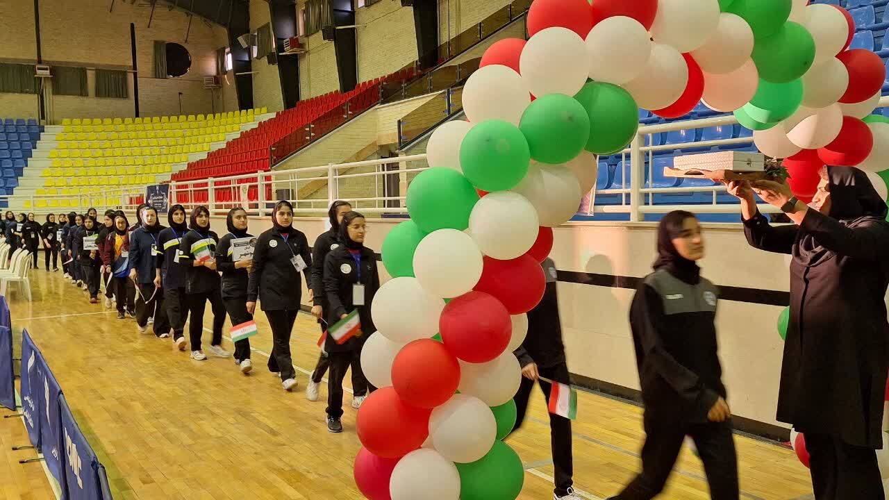 نشاط و سلامت خانواده ها با حضور بانوان در ورزش تقویت می شود