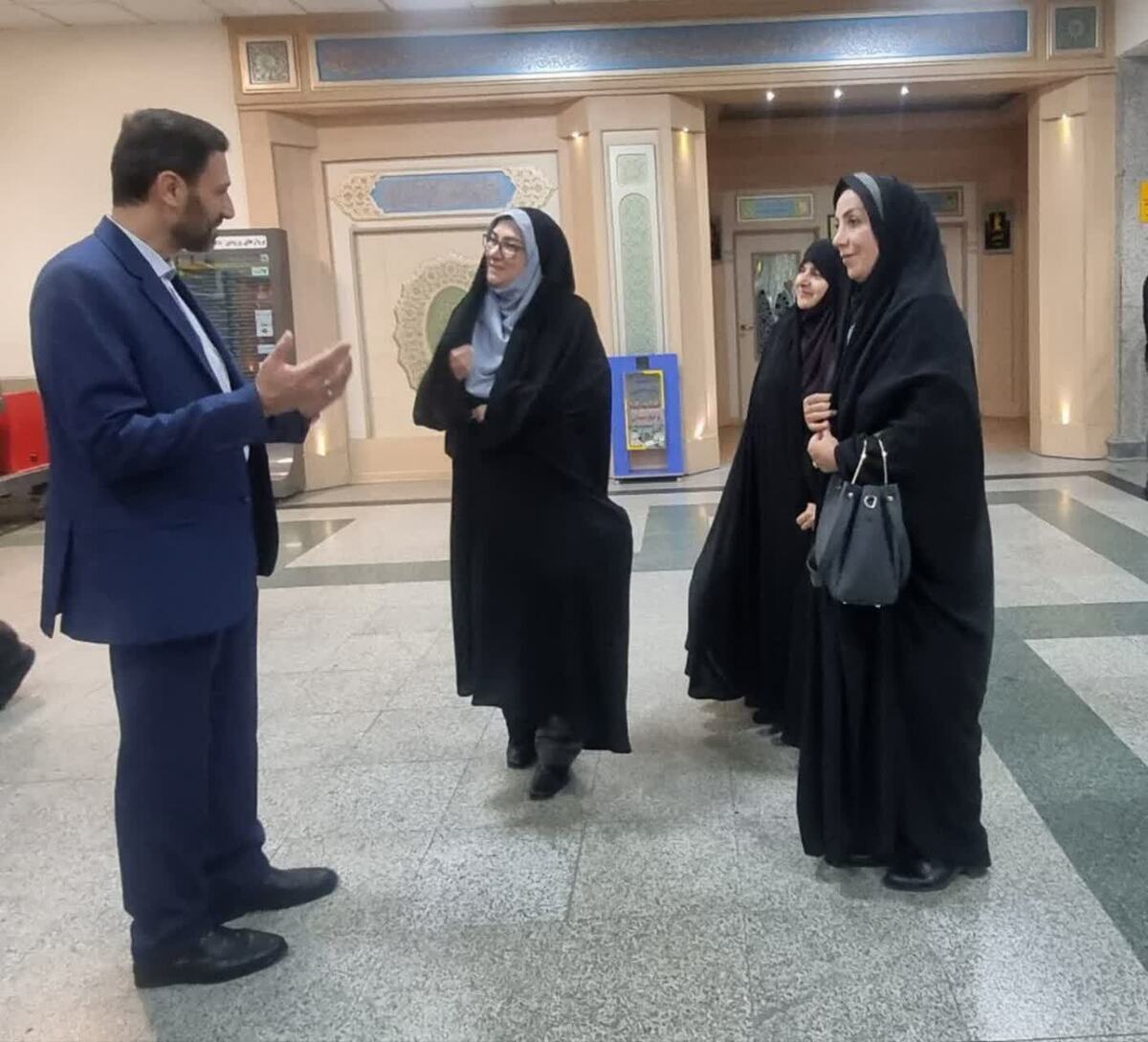 معاون توسعه ورزش بانوان وارد اصفهان شد