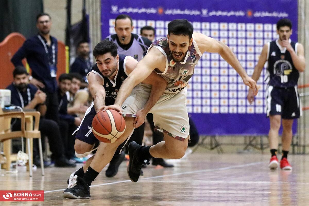 دیدار تیم های بسکتبال رعد پدافند اصفهان - پایش پارت شاهرود