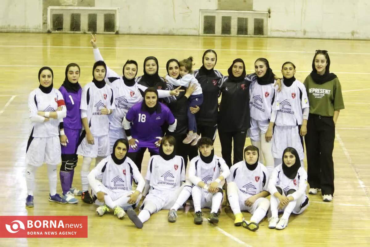 صعود تیم سرخپوشان کرمانشاه به مرحله بعد لیگ مناطق فوتسال بانوان کشور