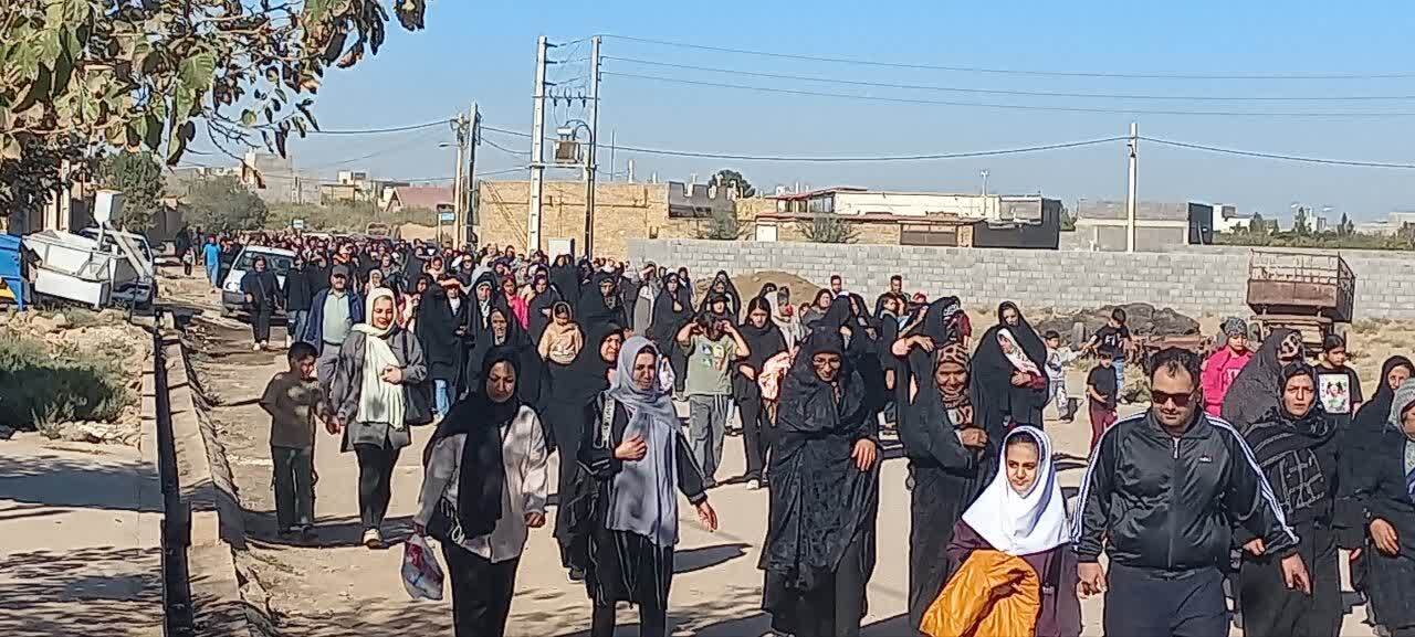 همایش بزرگ پیاده‌روی خانوادگی در روستای خونان برگزار شد