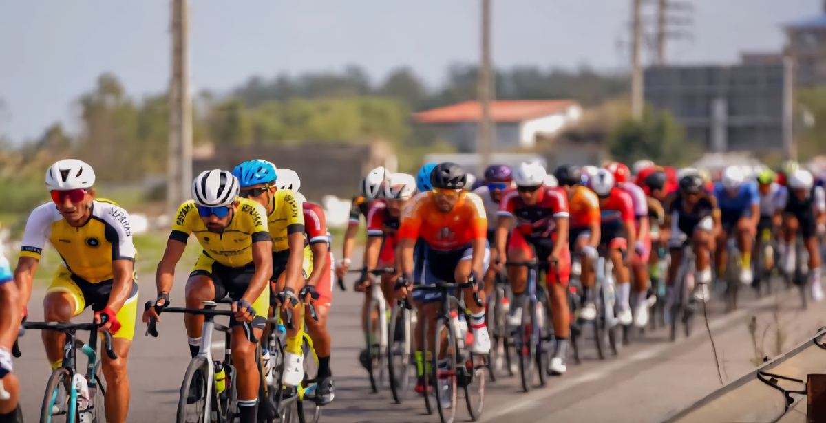 رکاب زنی سپاهان در صدر جدول لیگ برتر دوچرخه‌سواری