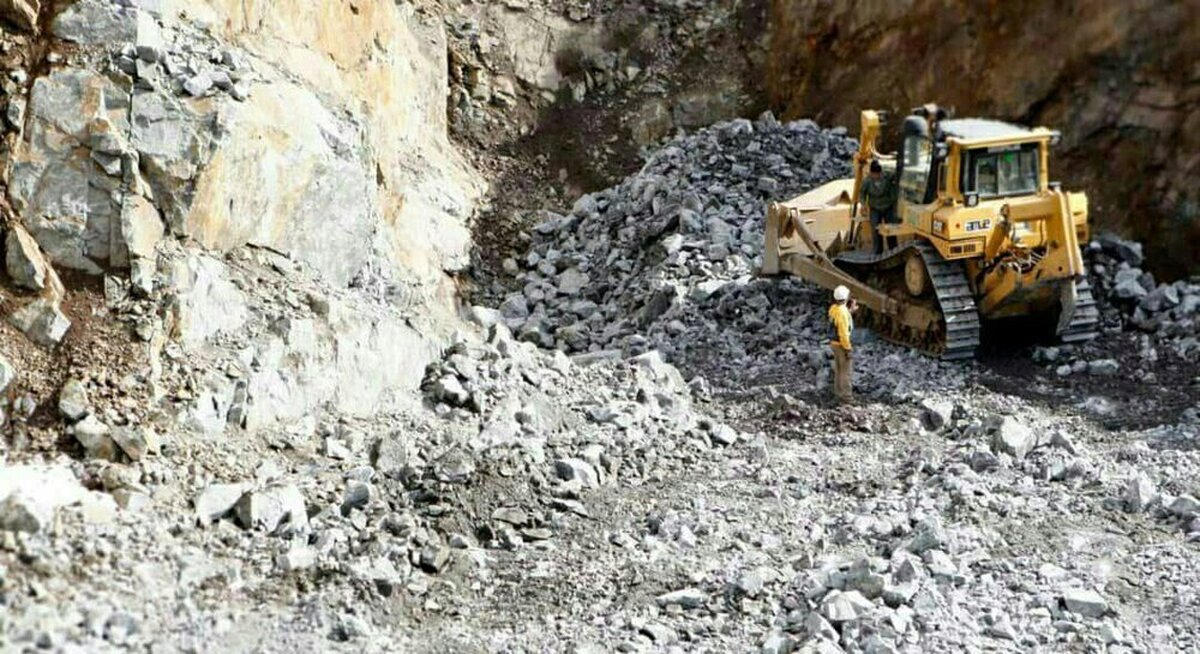 معادن زنجان ظرفیتی مغفول/ از چالش خام فروشی تا فرسودگی تجهیزات