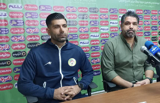 از کیفت بازی راضی نیستم/ قربانی به دو بازیکن فجر سپاسی التیماتوم داد/ بی احترامی به خبرنگاران از کیفت بازی راضی نیستم/ قربانی به دو بازیکن فجر سپاسی التیماتوم داد/ بی احترامی به خبرنگاران