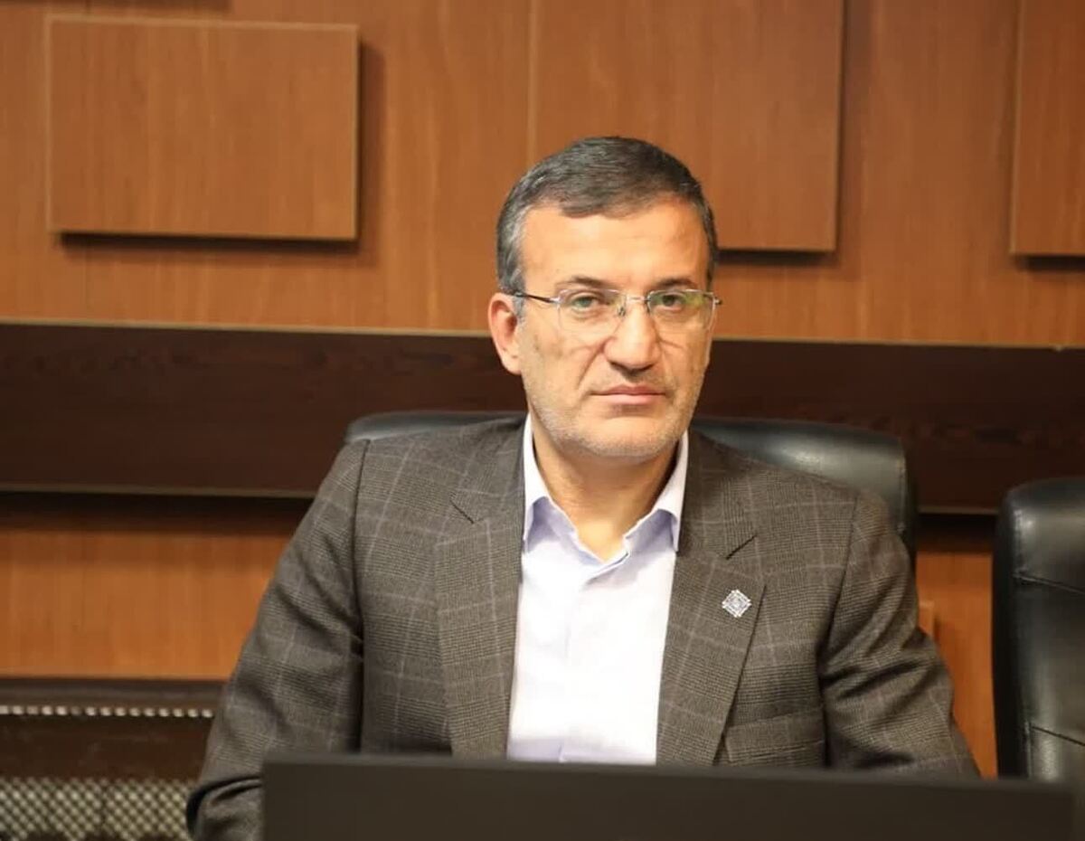 شهردار اراک: طراحی و نصب المان فوتبال آلومینیوم اراک در دستور کار است