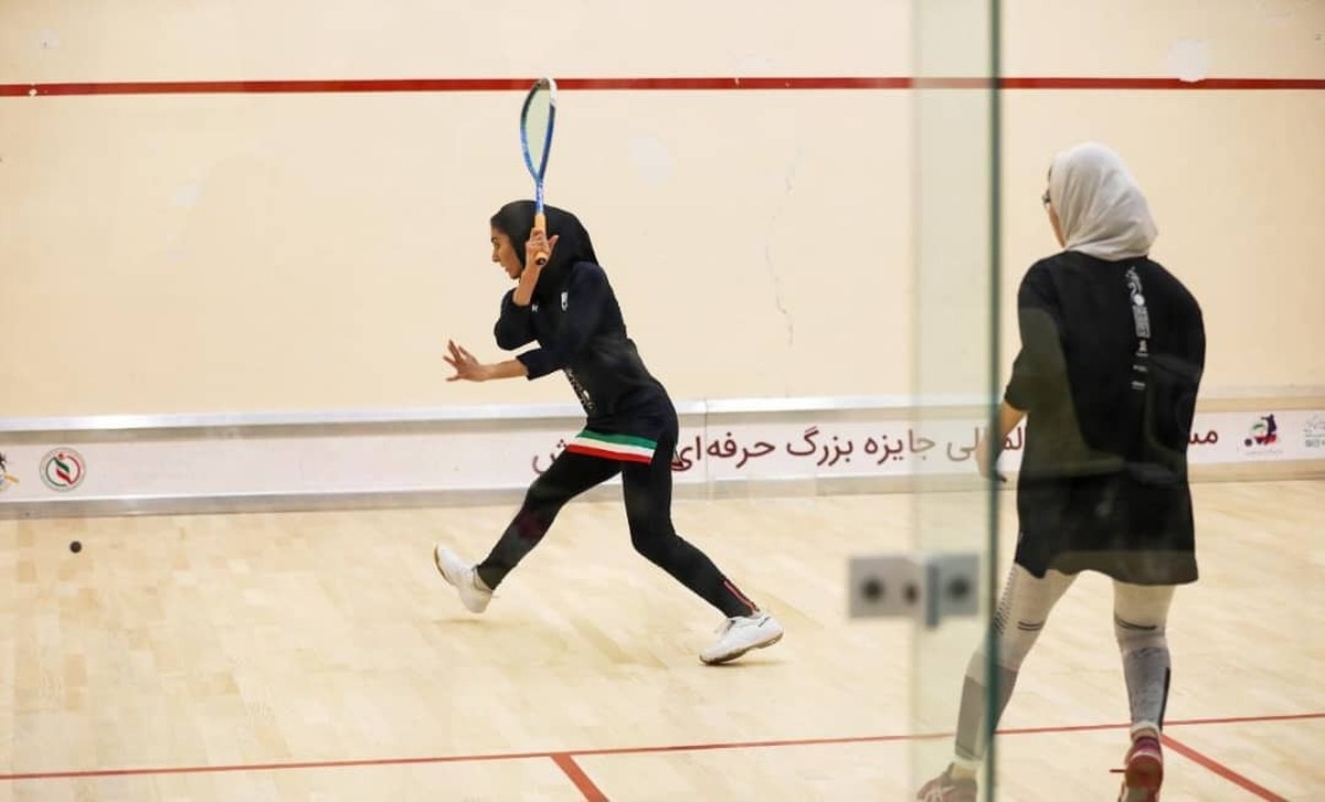 آغاز پرشور مسابقات جایزه بزرگ اسکواش در کیش/ معرفی ۸ نفر برتر بخش بانوان