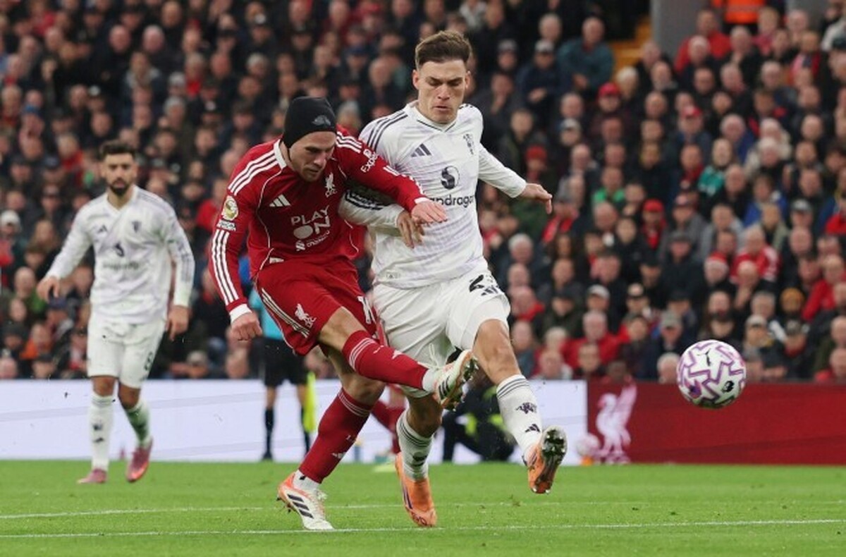 برد ارزشمند منچستریونایتد در آنفیلد/ مگوایر، لیورپول را زمین‌گیر کرد