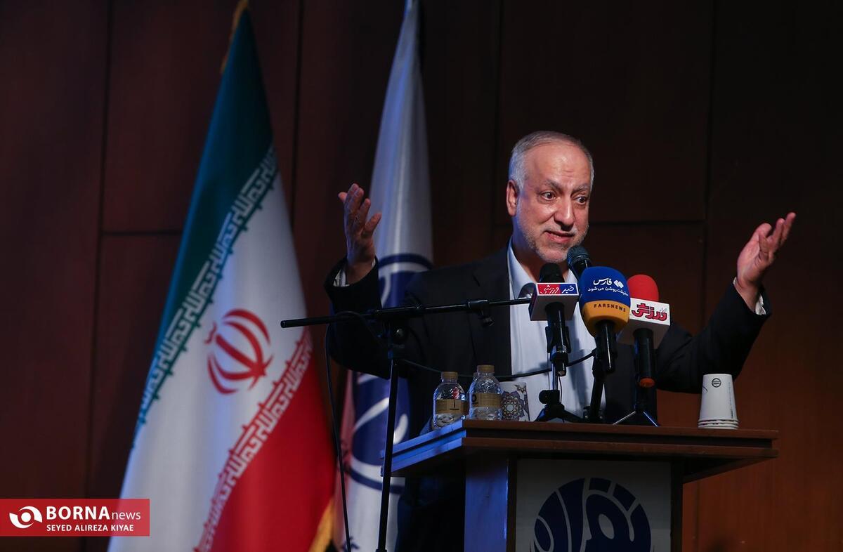 نماینده مردم تهران در مجلس شورای اسلامی: ورزشکاران باید با عزت زندگی کنند