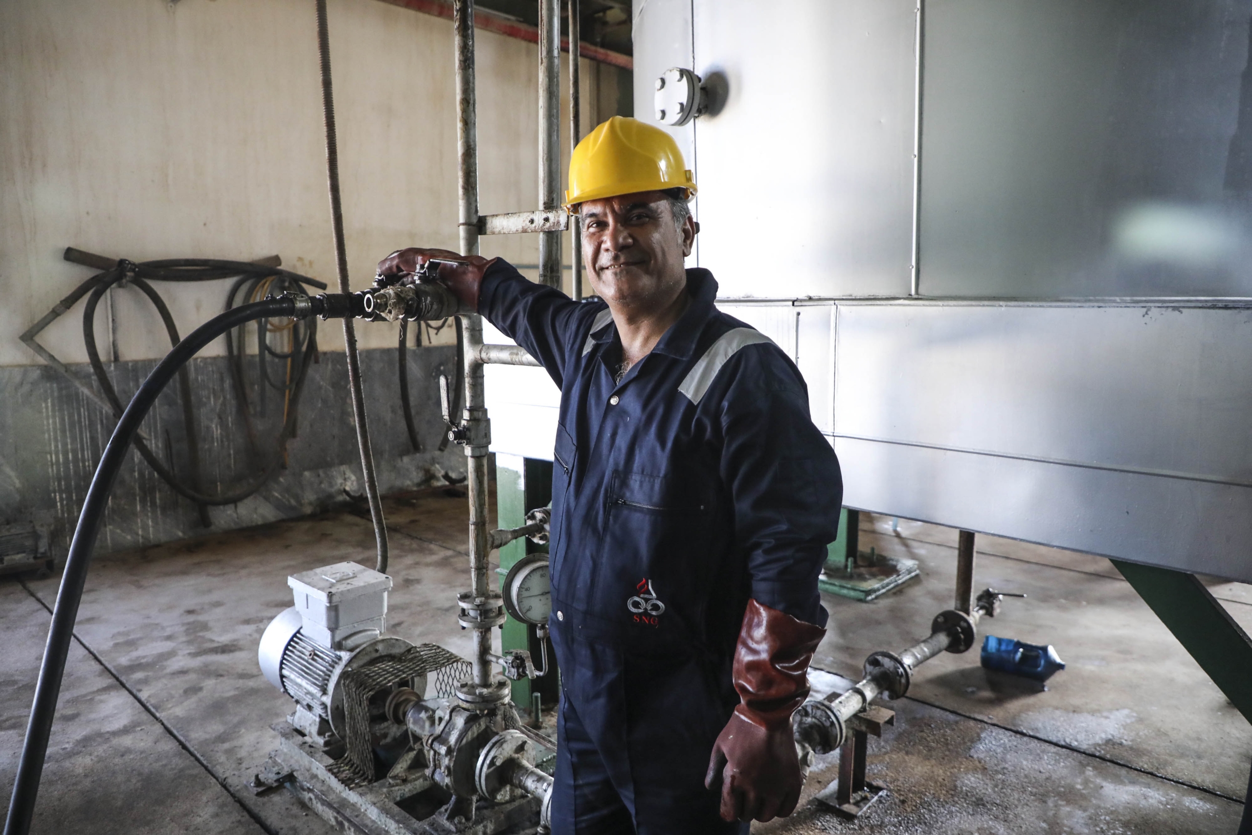 بازگشت کارخانه نفت‌گستر جنوب به چرخه تولید و اشتغال ۱۳۰ نفر پس از ۶ سال توقف