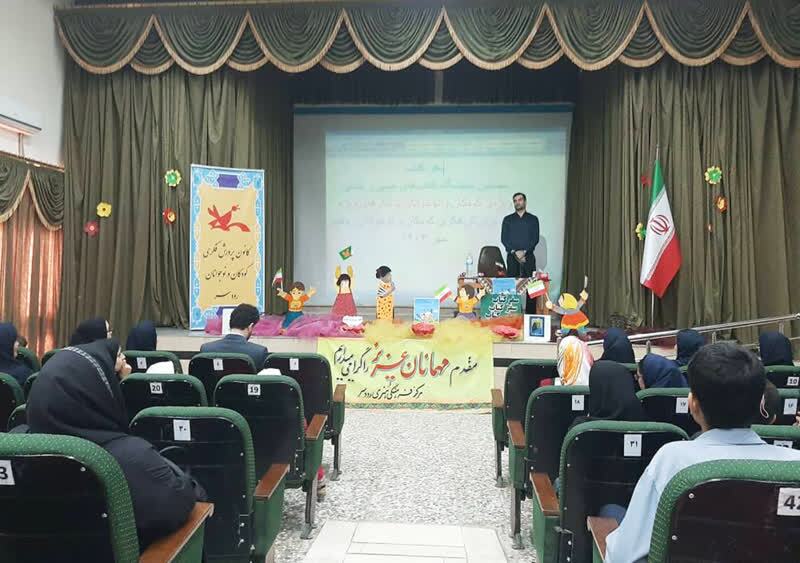 برپایی نمایشگاه کتاب‌های حسی و لمسی با چاشنی نشست تخصصی